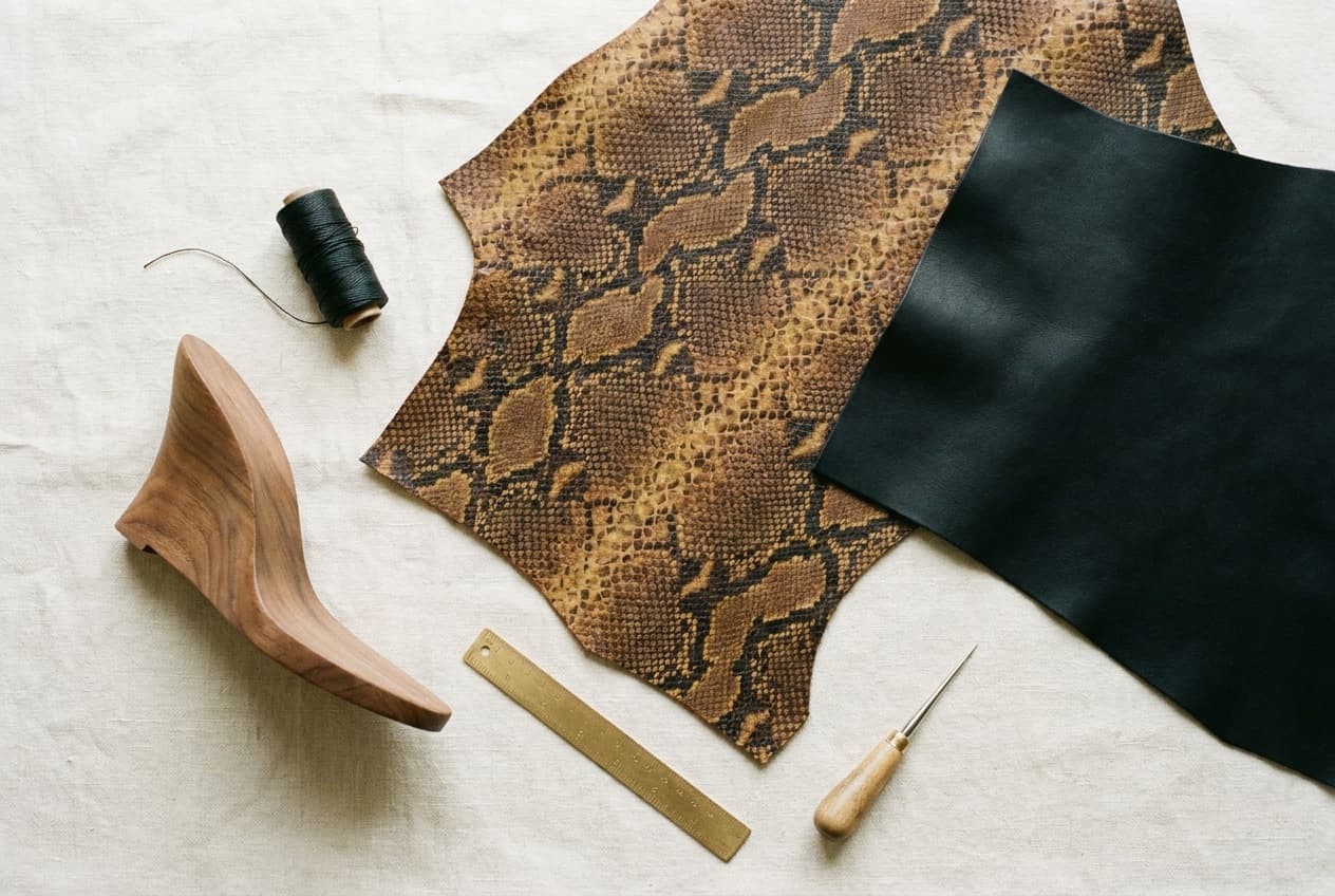 Inside the Szya atelier